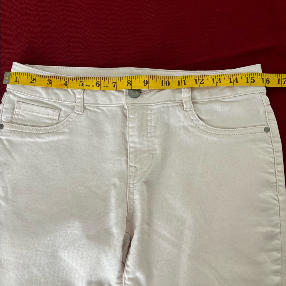 d.jeans- Ladies Capri- Pants- Size-8, very light pink color-Excellent Condition. - Picture 5 of 7